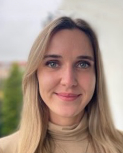 Paula Szemjanyinov image